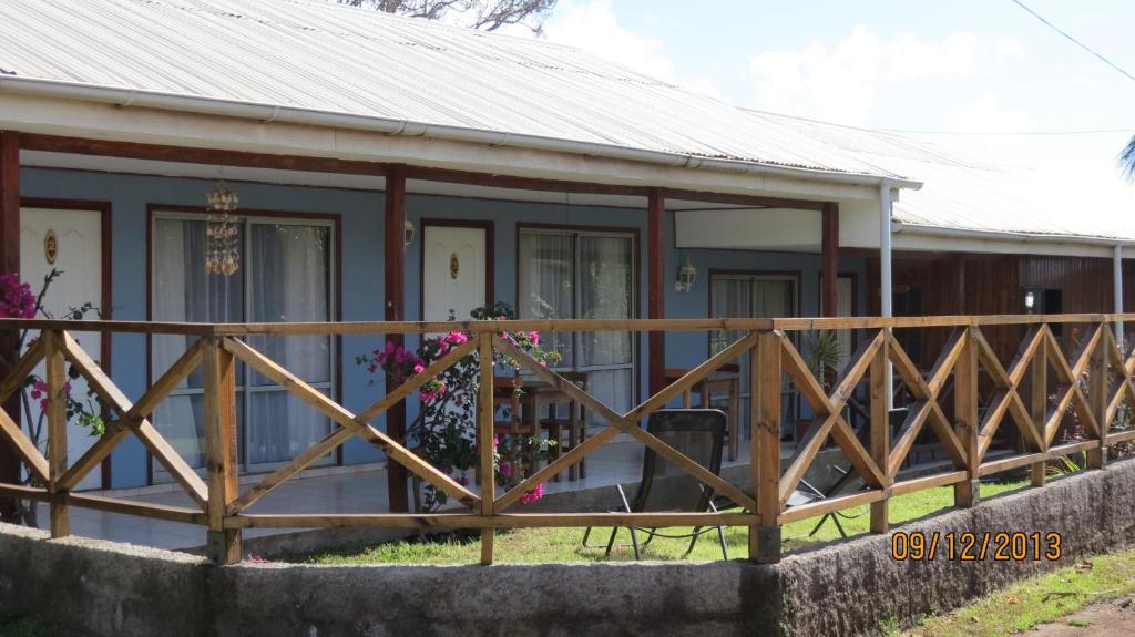 Petero Atamu Hotel Hanga Roa Buitenkant foto